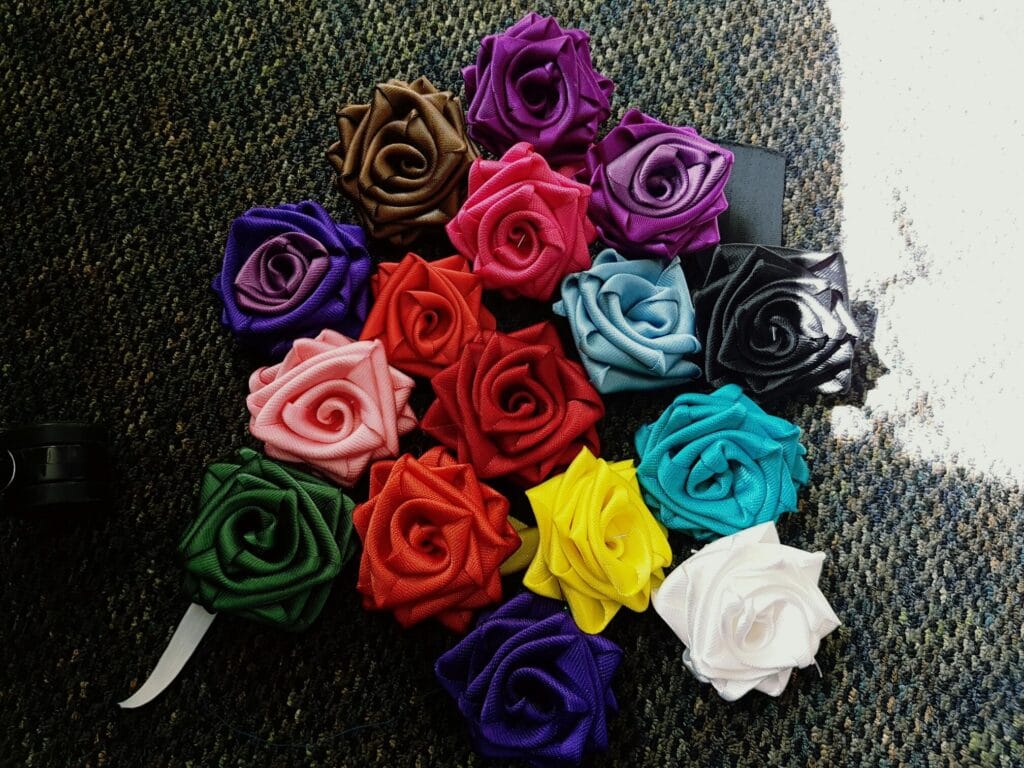 Seat Belt Rose Tutorial - cozy nest design